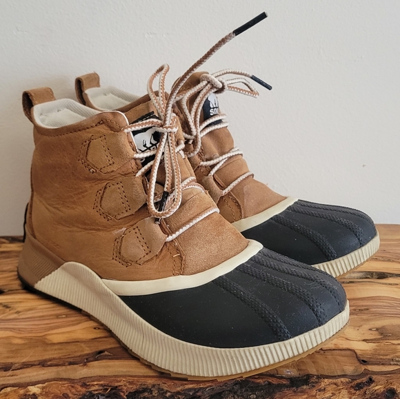 Sorel Out N About Brown and Black Casual Women's Boots Size 7.5 - Picture 2 of 8